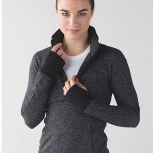 Lululemon Runderful 1/2 Zip Pullover